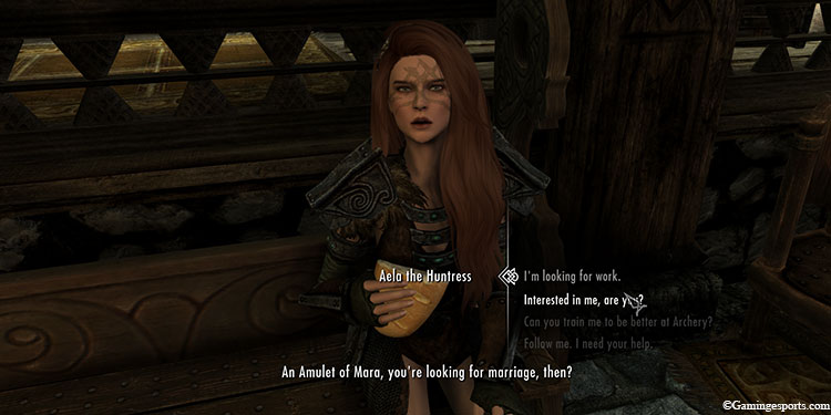 Aela-commenting-on-the-amulet